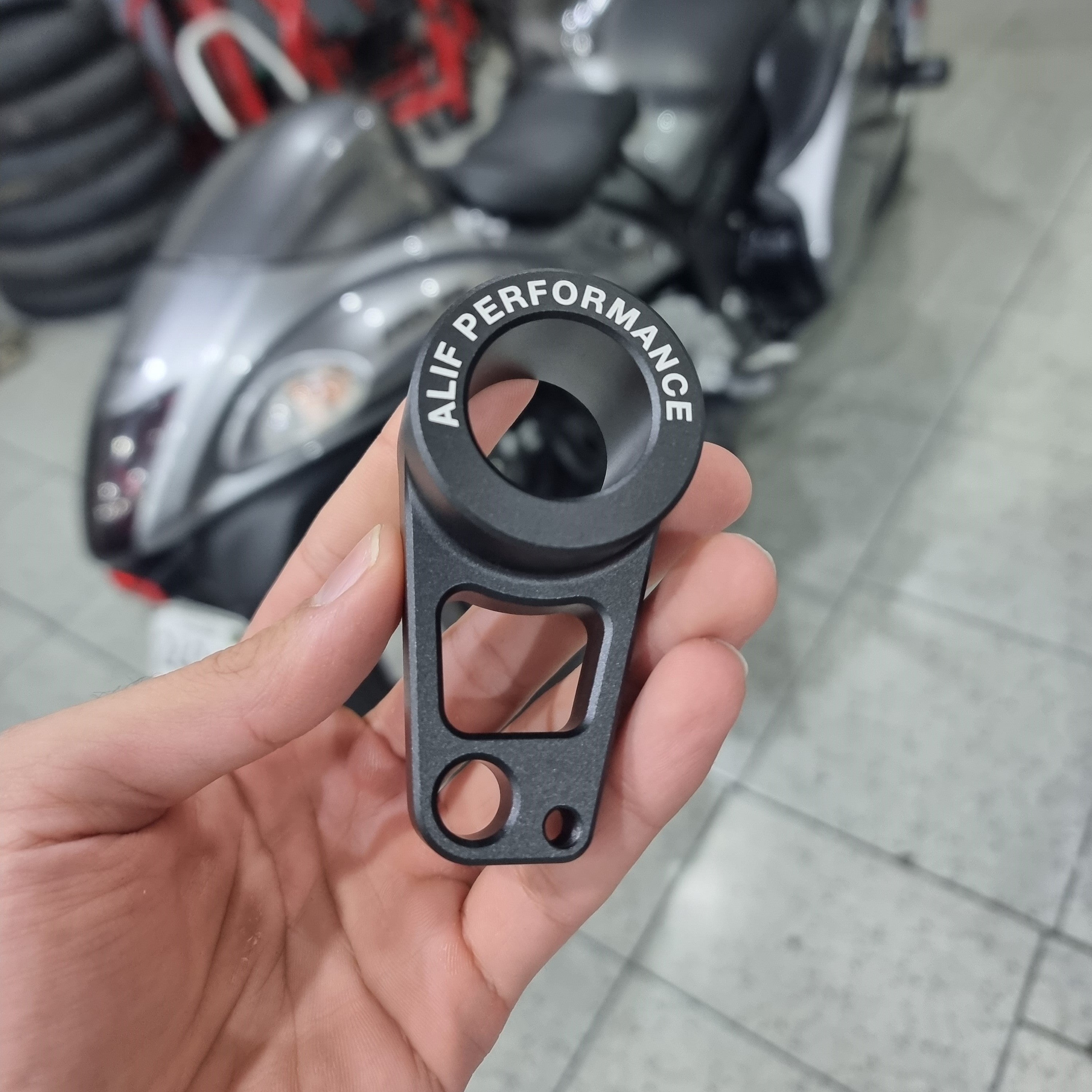 Alif Performance 2008+ Suzuki Hayabusa Rear Disc/Caliper Delete Spacer